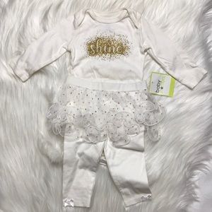 Perfect for new year size 6 months